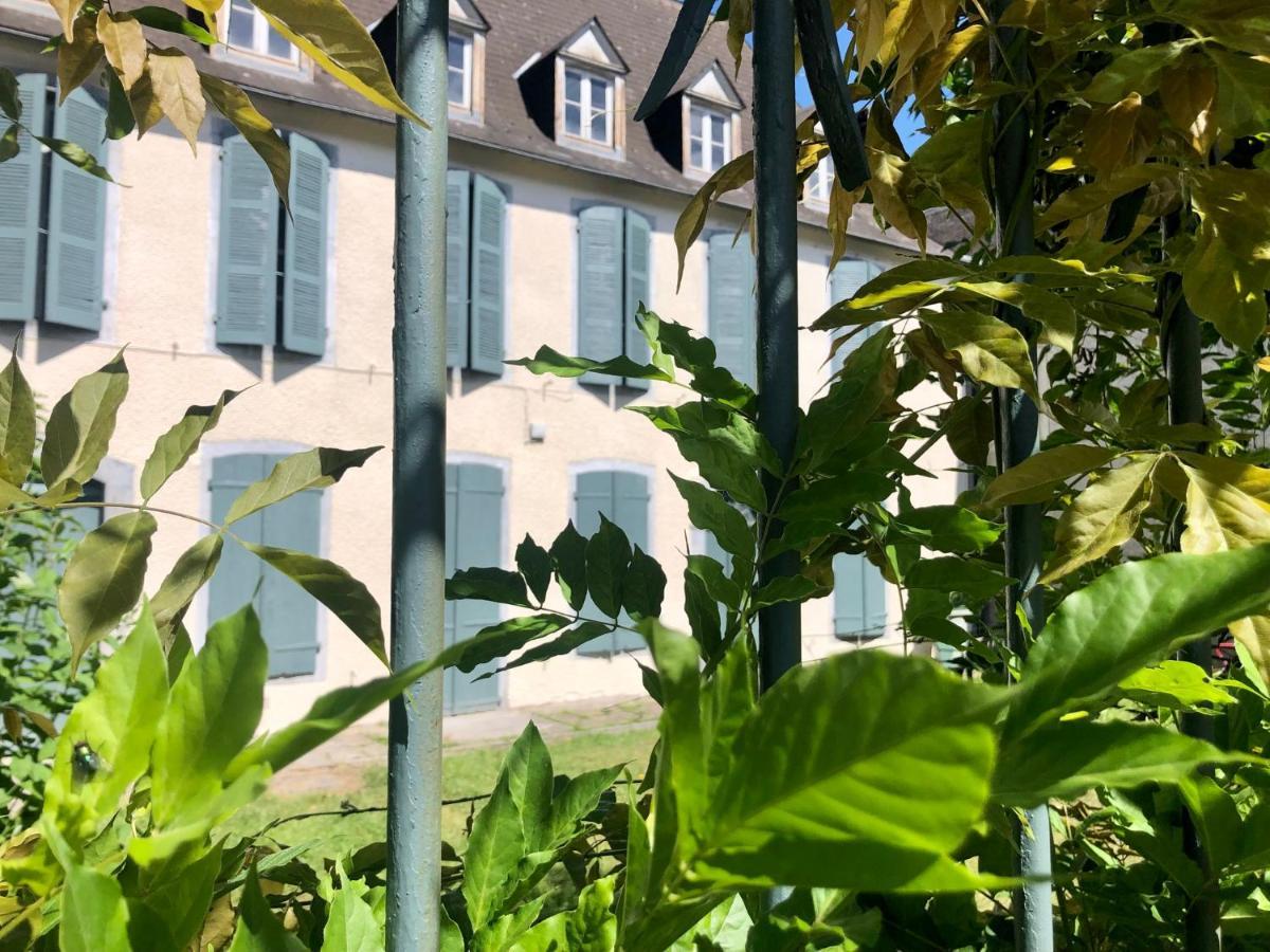 Une Maison De Famille Oloron-Sainte-Marie Exterior photo